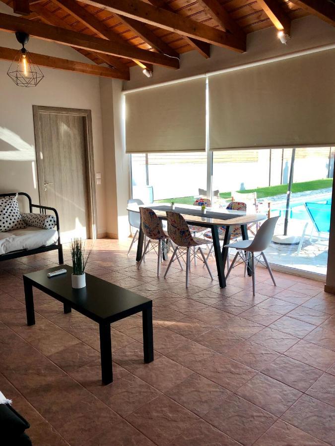 Villa Sunlit Pool House Posidhonía Exterior foto
